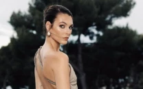 wardrobe mishap occurs during bezos and s nchez wedding celebration in venice