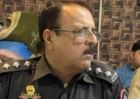 dsp ahsan zulfiqar who was injured during a raid at armaghan s house passed away after remaining in a life and death struggle for several months photo express