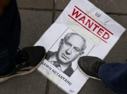 netanyahu seeks pardon in corruption case says trial hinders his ability to govern