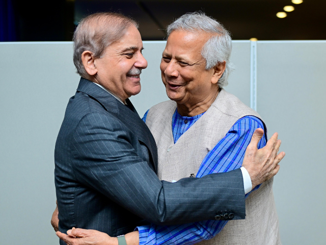 Prime Minister Muhammad Shehbaz Sharif held a bilateral meeting with Chief Adviser of Bangladesh Prof. Muhammad Yunus on the sidelines of 80th Session of UNGA. 25 September 2025 Photo: PMO X account