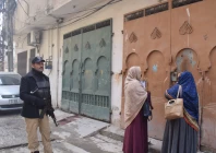 polio vaccinators battle persistent risk polio vaccinators battle persistent risk