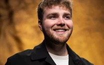 alex warren continues chart momentum as ros duet gains radio traction alex warren continues chart momentum as ros duet gains radio traction