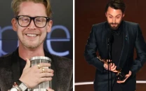 macaulay culkin tears up as kieran culkin wins oscar macaulay culkin tears up as kieran culkin wins oscar