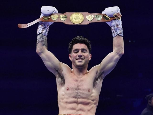 Irish boxer John Cooney dies after brain injury during fight | The Express Tribune