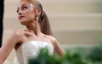 ariana grande says she loves wicked except for one disturbing promotional meal