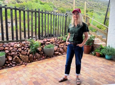 49 white south africans depart for us under trump s refugee programme 49 white south africans depart for us under trump s refugee programme