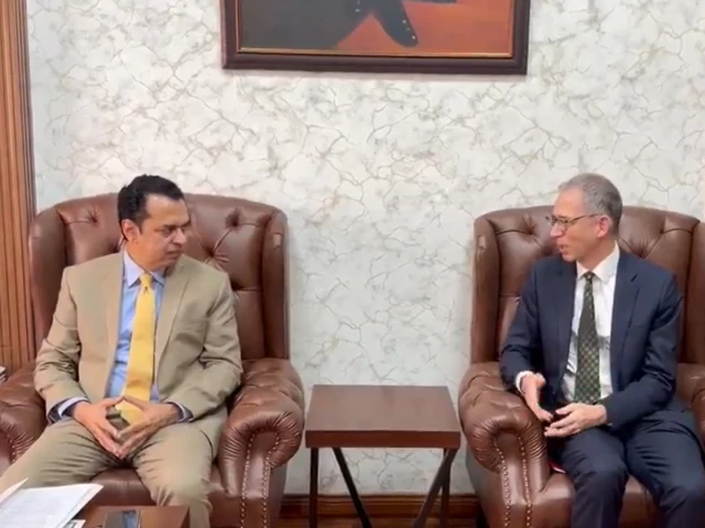 Talal Urges Google to Monitor Social Media for Terrorism Promotion