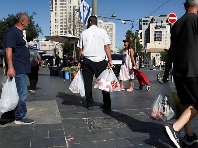 photo people shop in the main market as israelis prepare against retaliation by iran jerusalem june 13 2025 reuters photo people shop in the main market as israelis prepare against retaliation by iran jerusalem june 13 2025 reuters