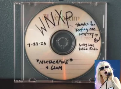 hayley williams debuts new solo track on nashville radio hayley williams debuts new solo track on nashville radio