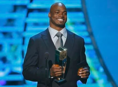 nfl legend adrian peterson faces new legal trouble in texas