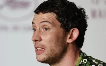 josh o connor jokes about playing linguini in live action ratatouille during snl appearance josh o connor jokes about playing linguini in live action ratatouille during snl appearance