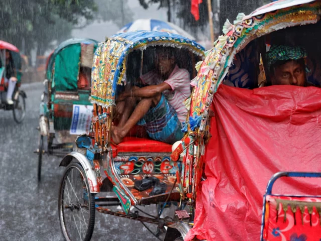 PM Shehbaz expresses solidarity with Bangladesh after deadly floods PM Shehbaz expresses solidarity with Bangladesh after deadly floods
