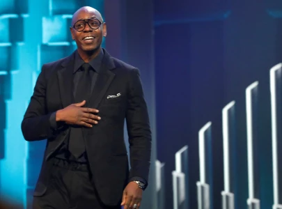 dave chappelle drops surprise netflix special after boxing event