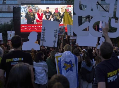 freed israeli american hostage edan alexander leaves gaza freed israeli american hostage edan alexander leaves gaza