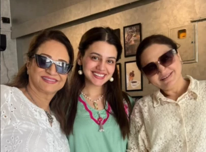 bushra ansari s witty advice for online trolls leaves zara noor abbas in stitches bushra ansari s witty advice for online trolls leaves zara noor abbas in stitches