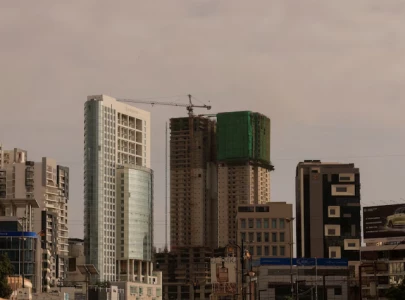 imf presses pakistan on missed tax targets imf presses pakistan on missed tax targets