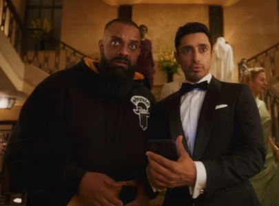 prime video s bait debuts with perfect rotten tomatoes score reimagines bond in meta thriller