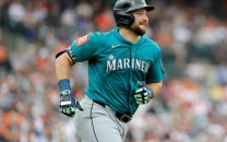 mariners fan catches cal raleigh home run changes shirt to mark no 62 mariners fan catches cal raleigh home run changes shirt to mark no 62