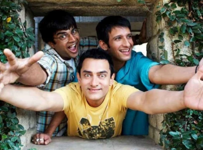 3 idiots sequel announced as aamir khan kareena kapoor and r madhavan reunite 3 idiots sequel announced as aamir khan kareena kapoor and r madhavan reunite