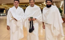 pakistani celebrities share heartfelt moments after completing hajj pakistani celebrities share heartfelt moments after completing hajj