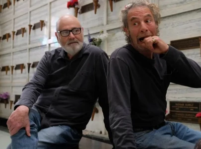 inside rob reiner s home weeks before the killings according to a close friend