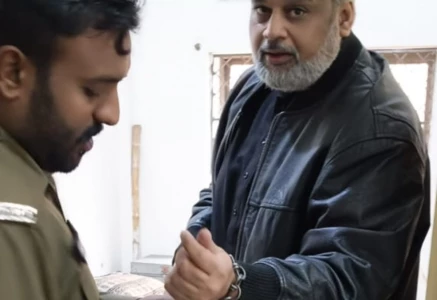 hamid raza in police custody in faisalabad photo x hamid raza in police custody in faisalabad photo x