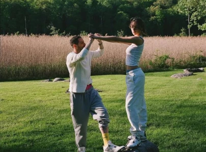 pete davidson s fast track to fatherhood from casanova to expecting first baby with elsie hewitt pete davidson s fast track to fatherhood from casanova to expecting first baby with elsie hewitt