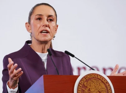 mexican president claudia sheinbaum groped during public event in mexico city mexican president claudia sheinbaum groped during public event in mexico city