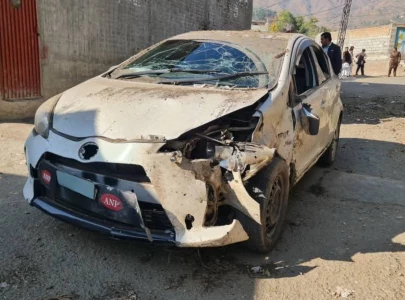 roadside bomb hits anp leader s vehicle in swat