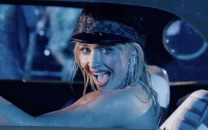 sabrina carpenter s coachella 2026 setlist surprise cameos and standout moments