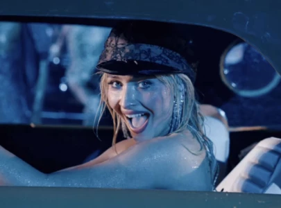 sabrina carpenter s coachella 2026 setlist surprise cameos and standout moments