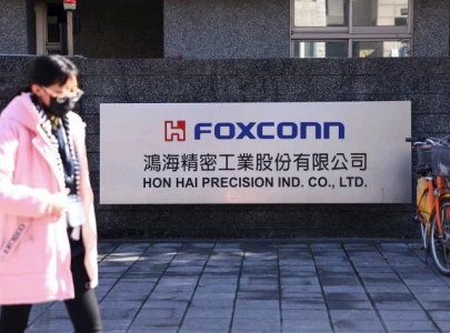 foxconn to invest 1 5bn in india unit as apple expands manufacturing base foxconn to invest 1 5bn in india unit as apple expands manufacturing base