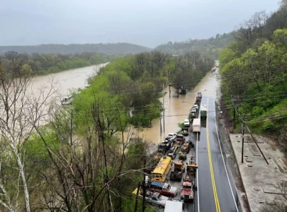 floodwaters rising in parts of us after deadly storms floodwaters rising in parts of us after deadly storms
