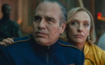 bong joon ho clarifies mark ruffalo s mickey 17 villain isn t modeled after trump bong joon ho clarifies mark ruffalo s mickey 17 villain isn t modeled after trump