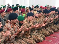 chief of defence forces field marshal asim munir spends eidul azha with troops deployed along the western frontiers in zhob balochistan photo ispr