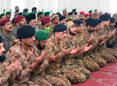 cdf munir celebrates eid with troops in zhob says inhuman brutal acts cannot weaken nation s resolve