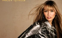 miley cyrus to receive hollywood walk of fame star on may 22