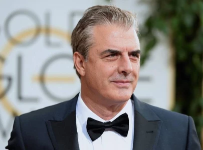 chris noth says fallout with sarah jessica parker was hurtful after allegations emerged