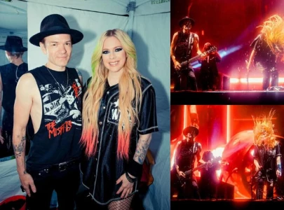 avril lavigne reunites with ex husband deryck whibley for performance at vans warped tour