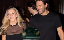 sydney sweeney seen with ex fianc jonathan davino after dinner in los angeles