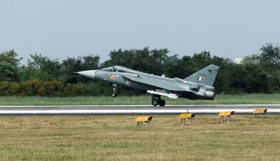 hindustan aeronautics limited hal tejas mark 1a a light combat aircraft takes off ahead of its maiden flight at hal nashik india october 17 2025 photo retuers hindustan aeronautics limited hal tejas mark 1a a light combat aircraft takes off ahead of its maiden flight at hal nashik india october 17 2025 photo retuers