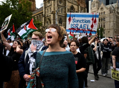 thousands rally across australia against israeli president s visit