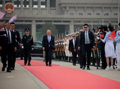 trump leaves beijing with few wins many warm words for xi