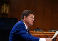 us senate panel narrowly backs trump nominee to be top us spy