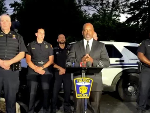 At least 12 injured in exchange of gunfire near Ohio festiva