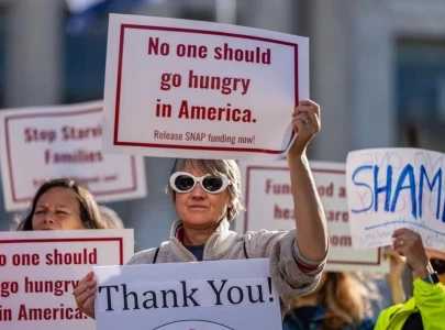 americans worry about next meal as shutdown enters second month