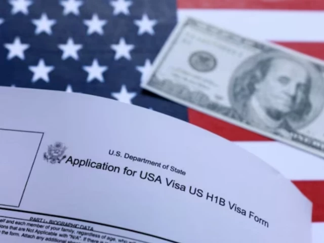 Trump administration proposes waiving grace period for H-1B holders after job loss