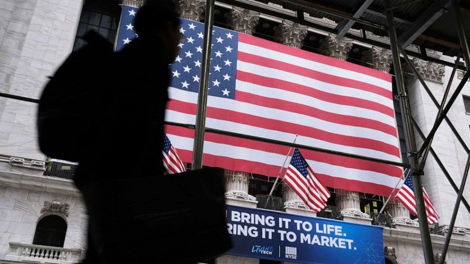 More U.S. protests call for lifting coronavirus restrictions as governors push back. PHOTO: REUTERS