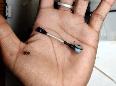indian student creates world s smallest vacuum cleaner from a pen indian student creates world s smallest vacuum cleaner from a pen