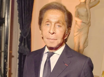 valentino italy s fashion king dies at 93